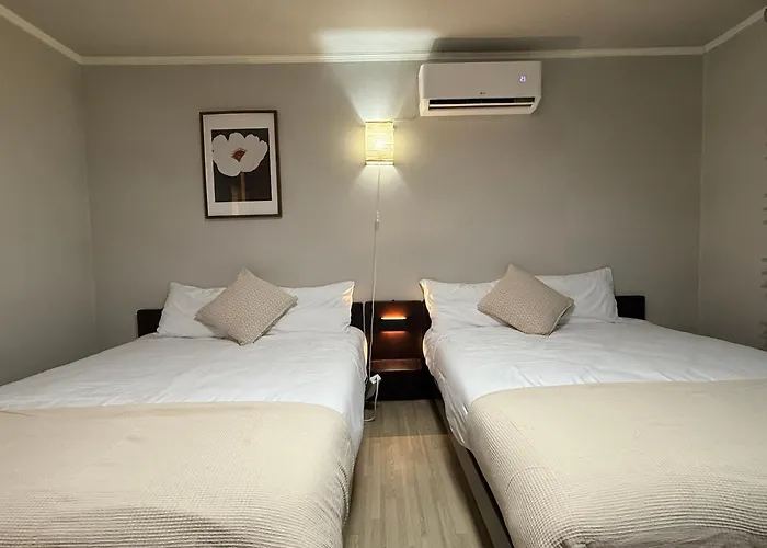 Dongmyo Zen House 3br For 9 Guests Séoul